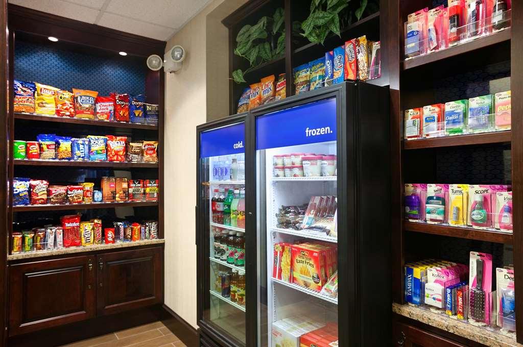 Hampton Inn Cleveland-Solon Restaurante foto